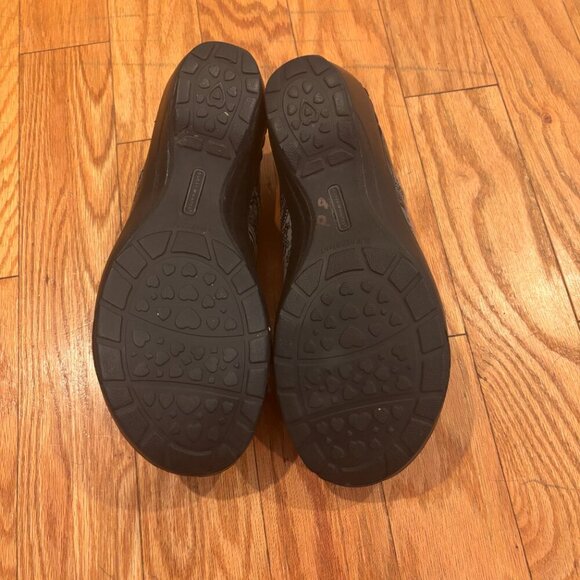 Nurse Mates Bryar Dark Gray & Black Paisley Patent Clogs Shoes Womens Sz 9M - Picture 4 of 10